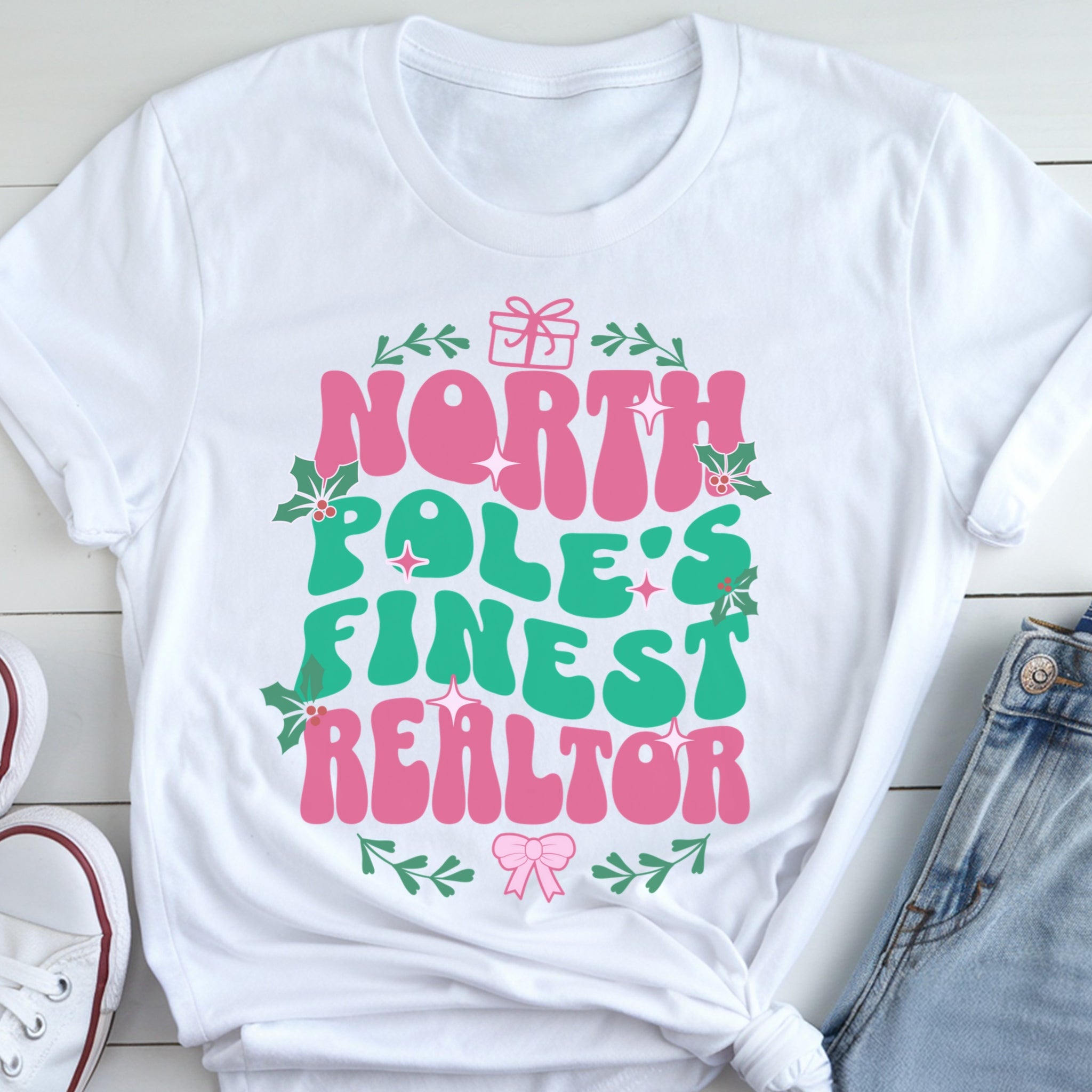 North Pole’s Finest Realtor – Cute Holiday T-Shirt